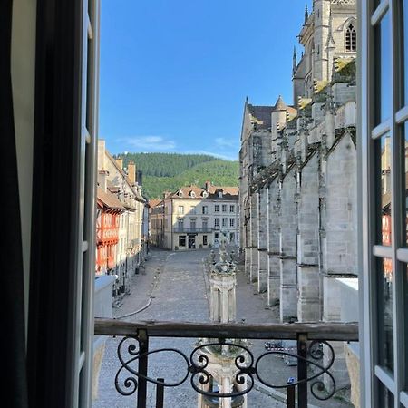Studio 2 Pers Ou Appartement 4-7 Pers Quartier Cathedrale 欧坦 外观 照片