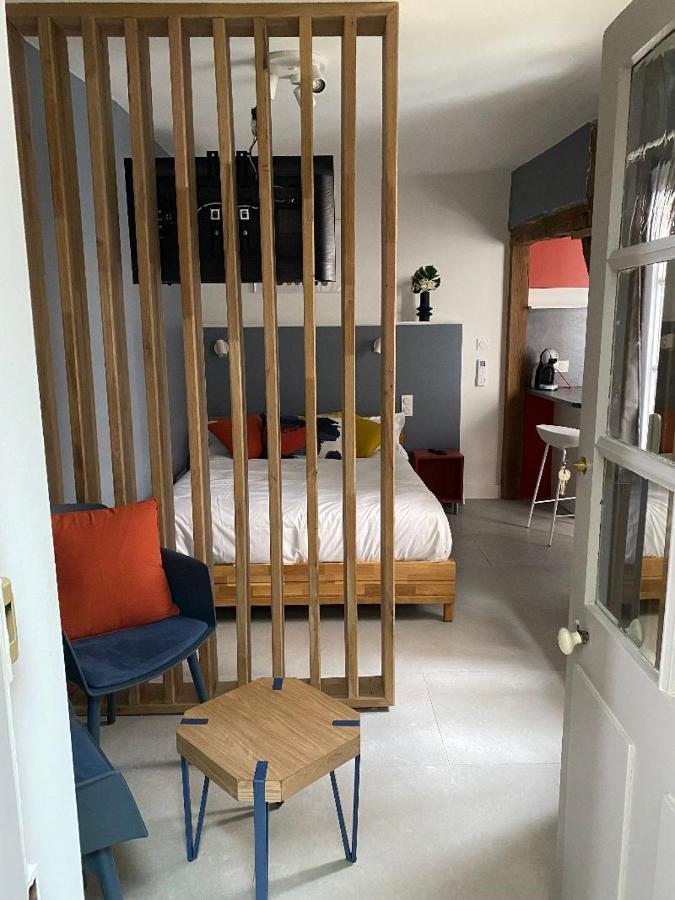 Studio 2 Pers Ou Appartement 4-7 Pers Quartier Cathedrale 欧坦 外观 照片